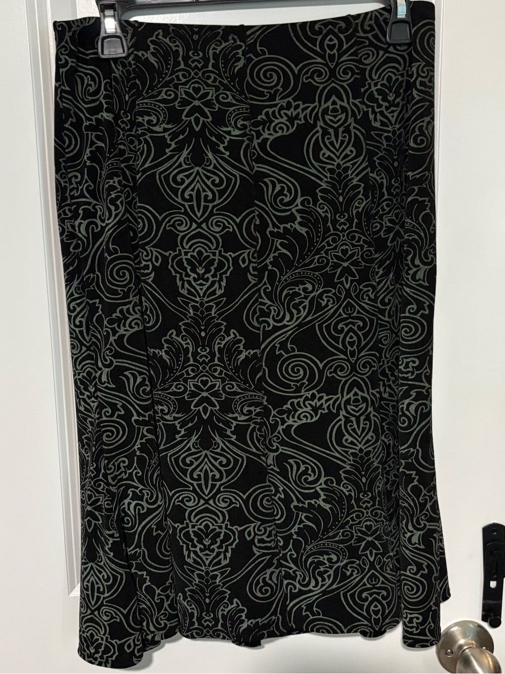 Notations Petite Black & Green Scroll Print A-Line Skirt